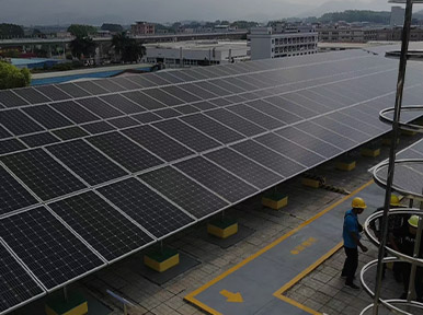 605-625 Watt Solar Panel images