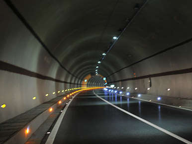 Mountain tunnel