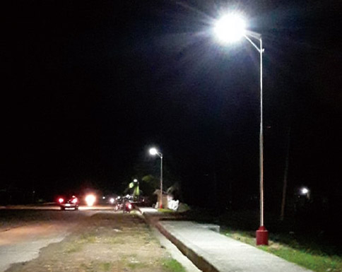 AC/DC hybrid Solar Street Lights images