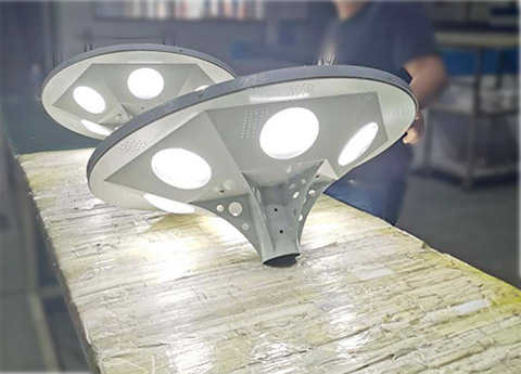 solar garden light